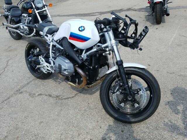 BMW R nineT