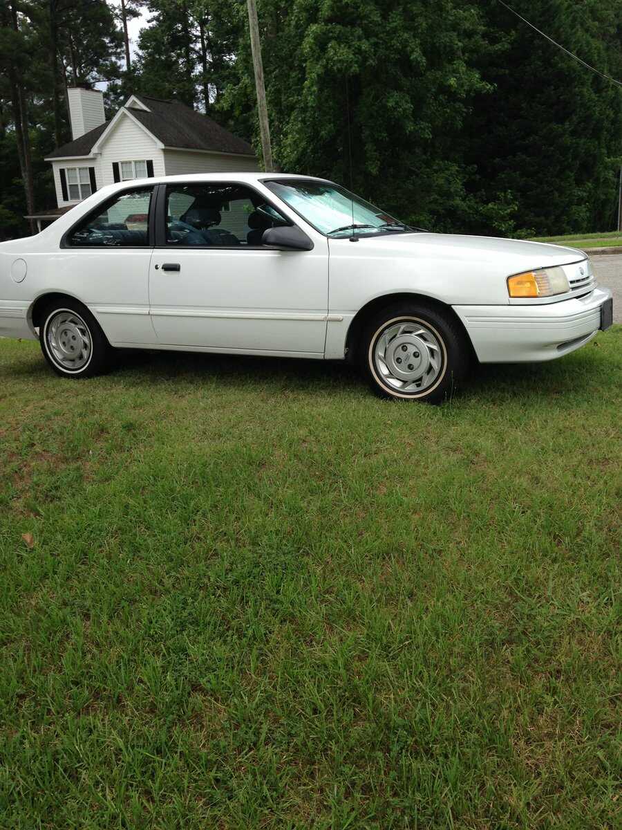 Ford Tempo