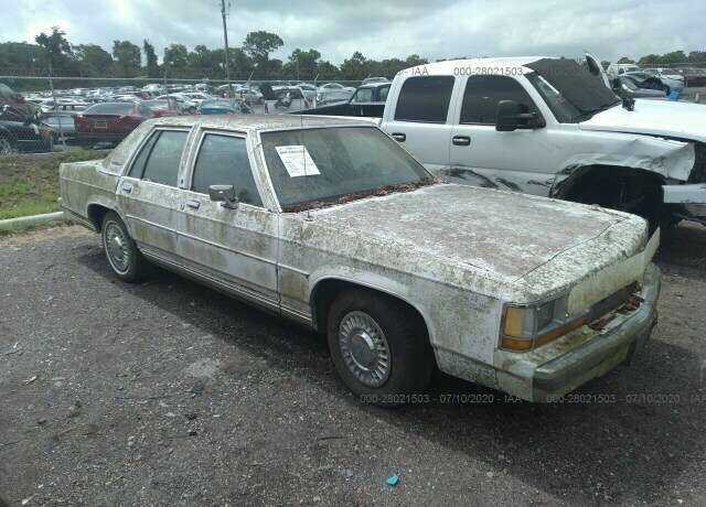 Ford Crown Victoria