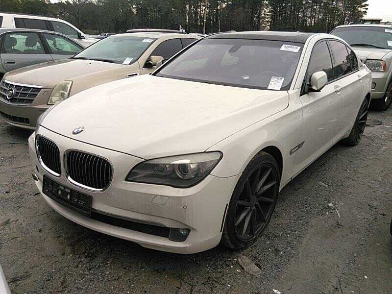 BMW 750i