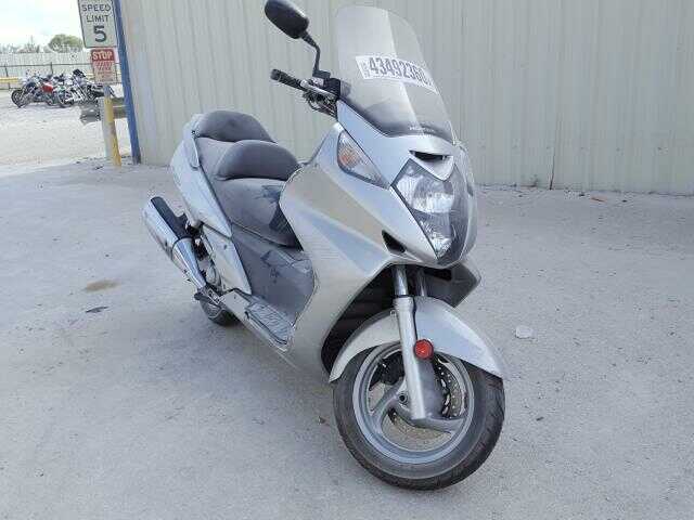 Honda FSC600 (Silver Wing)