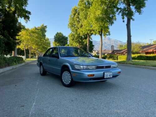 Nissan Stanza