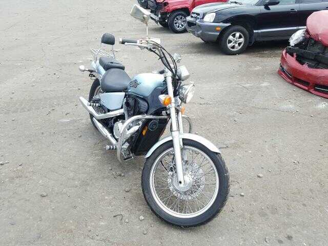 Honda VT600CD (SHADOW VLX DELUXE)