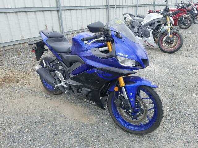 YAMAHA