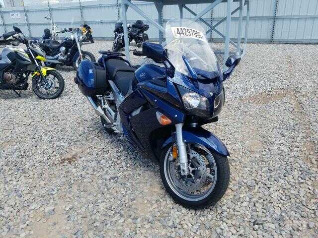 YAMAHA