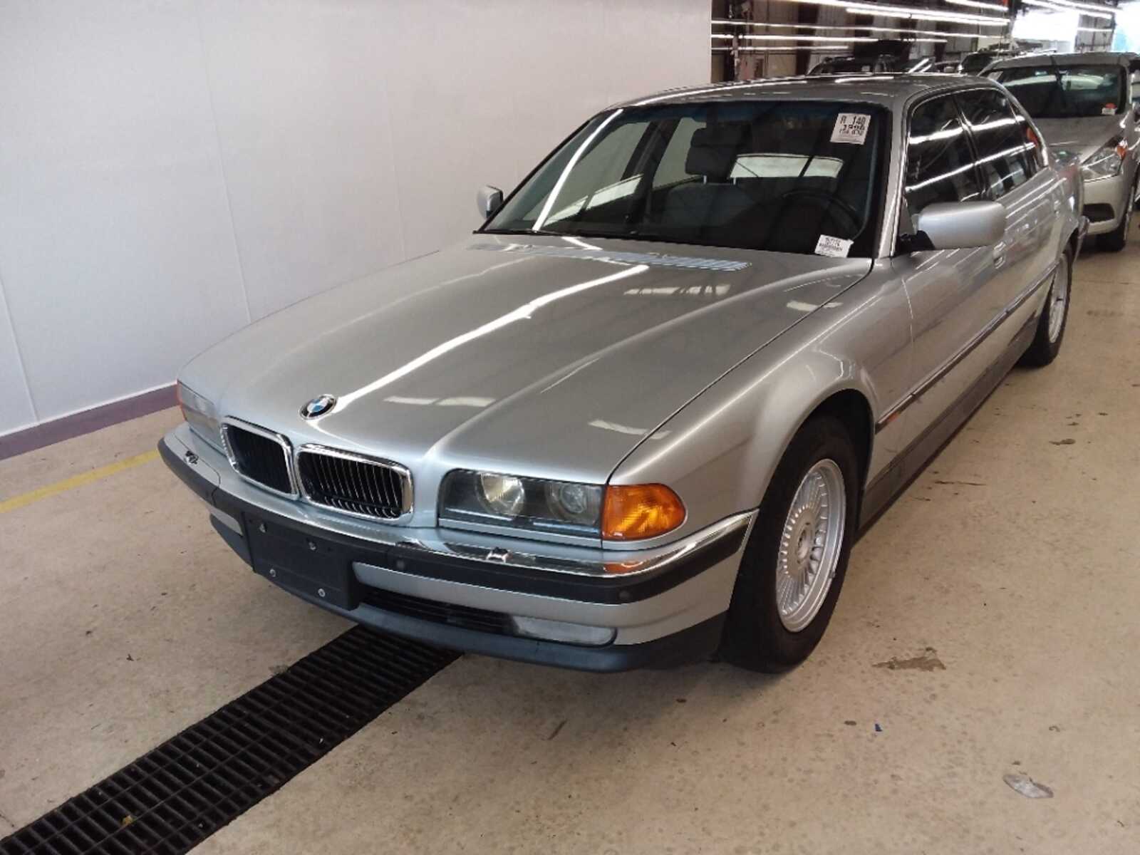 BMW 750iL