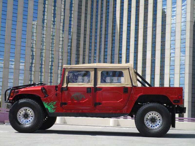 HUMMER H1