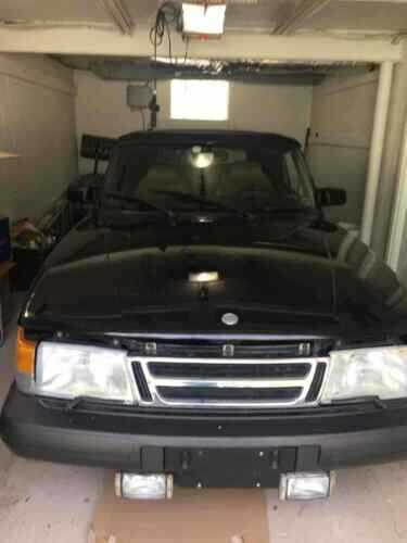 Saab 900