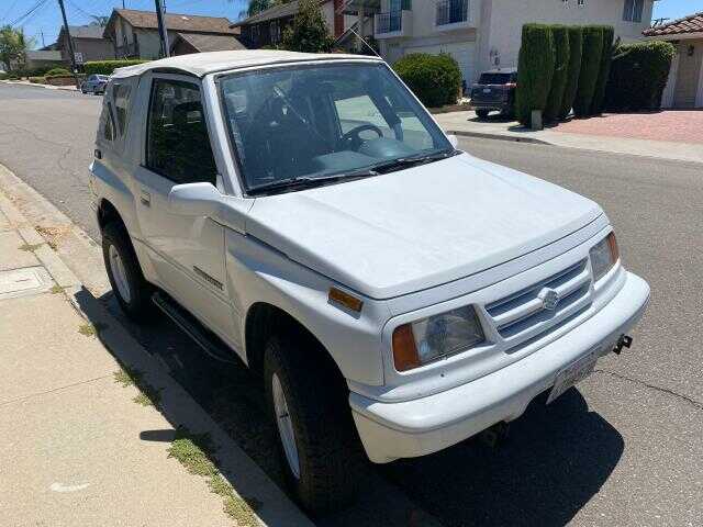 Suzuki Sidekick
