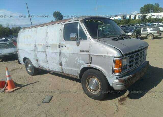 Dodge Ram Van