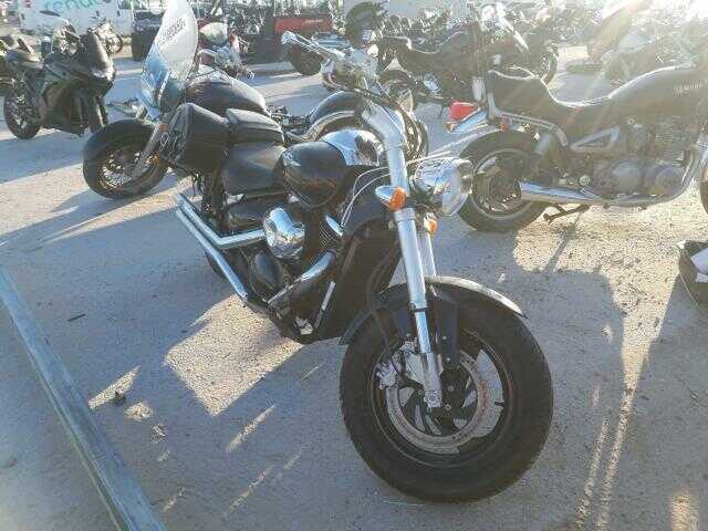 Suzuki VZ800
