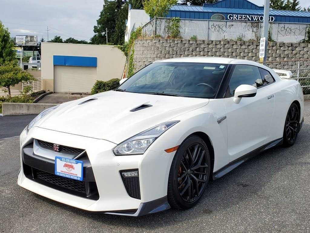 Nissan GT-R