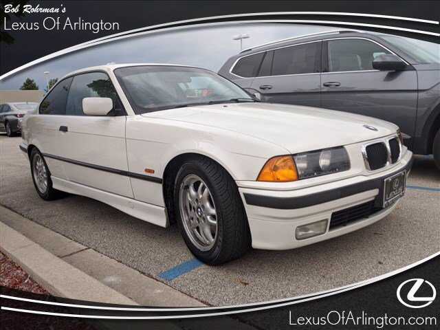 BMW 328iS