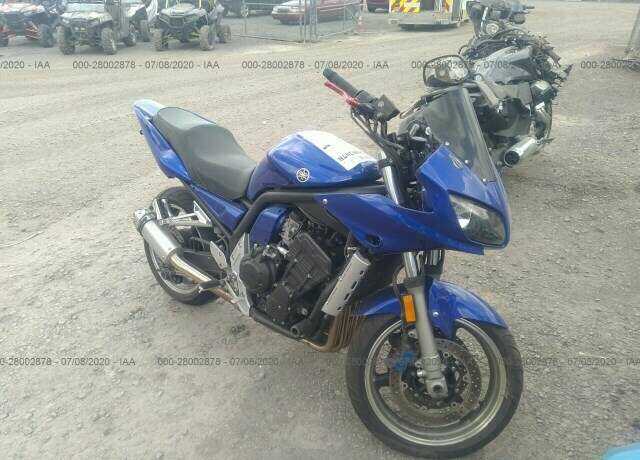 YAMAHA