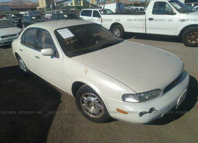 Infiniti J30