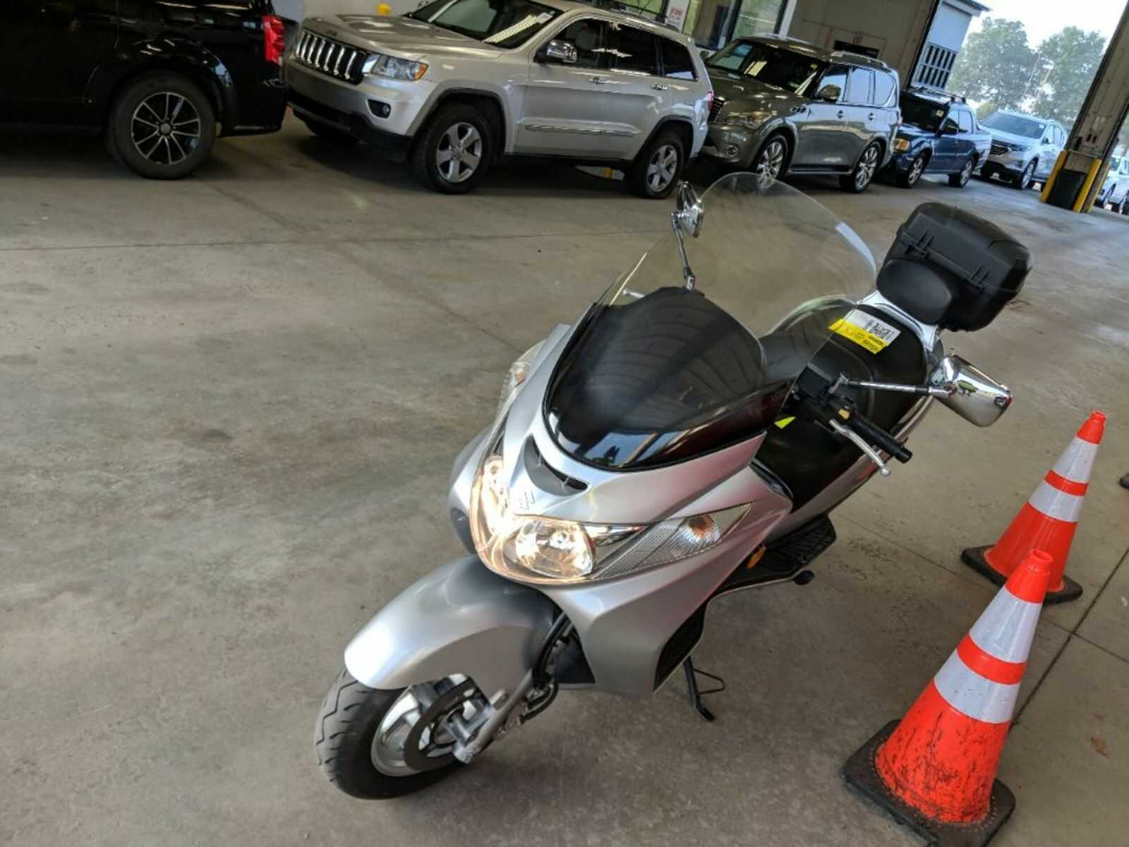 Suzuki AN400 / AN400S