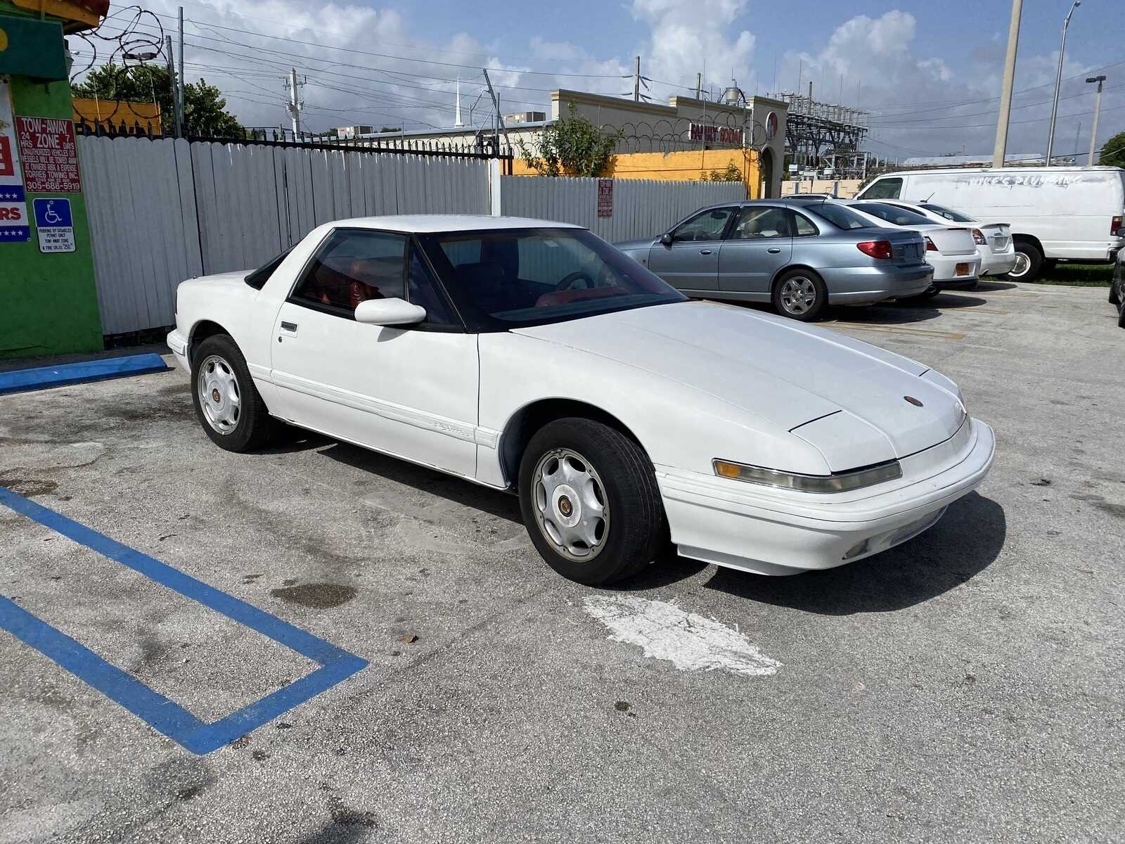 Buick Reatta