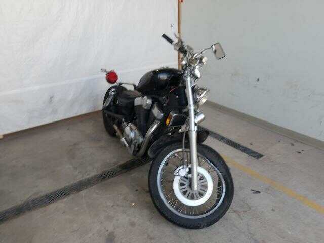 Suzuki VS1400GLP