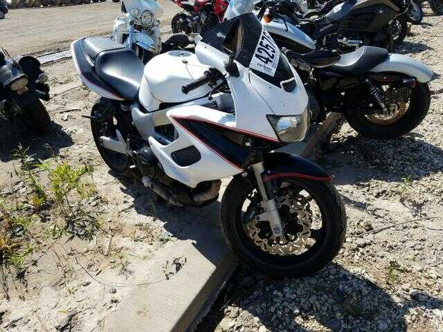 Honda VTR1000F (SUPERHAWK)