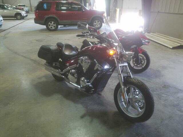 Honda VT1300 (Stateline)