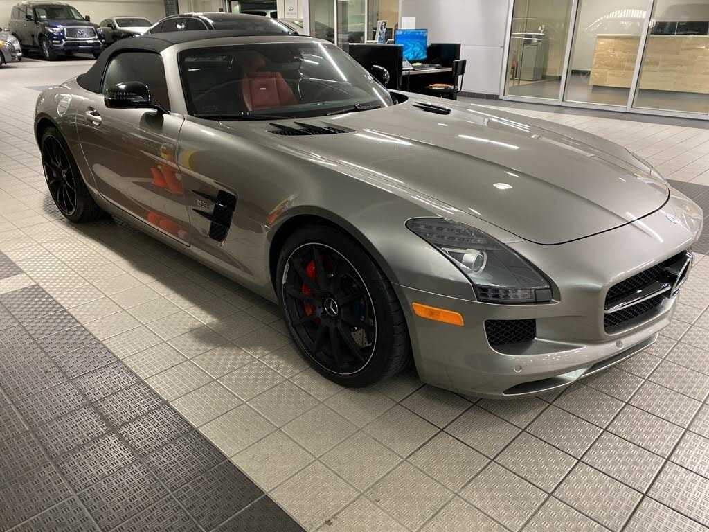 Mercedes-Benz SLS-Class