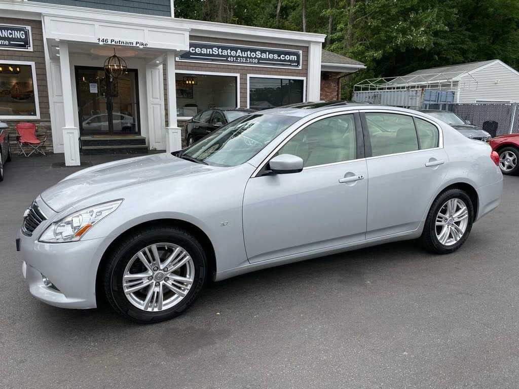 Infiniti Q40