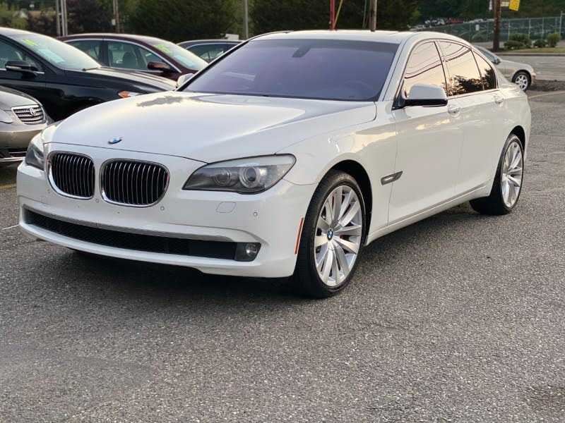 BMW 750i