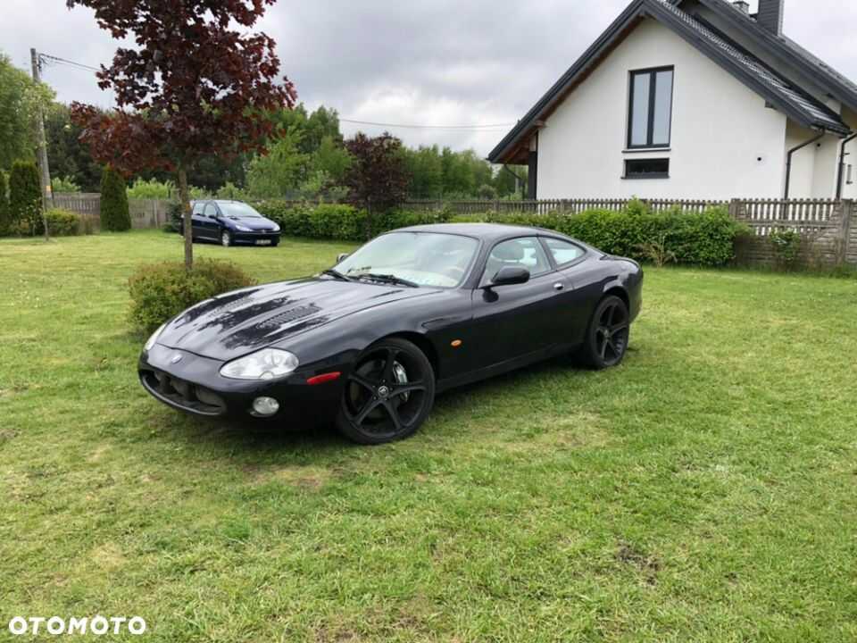 Jaguar XKR