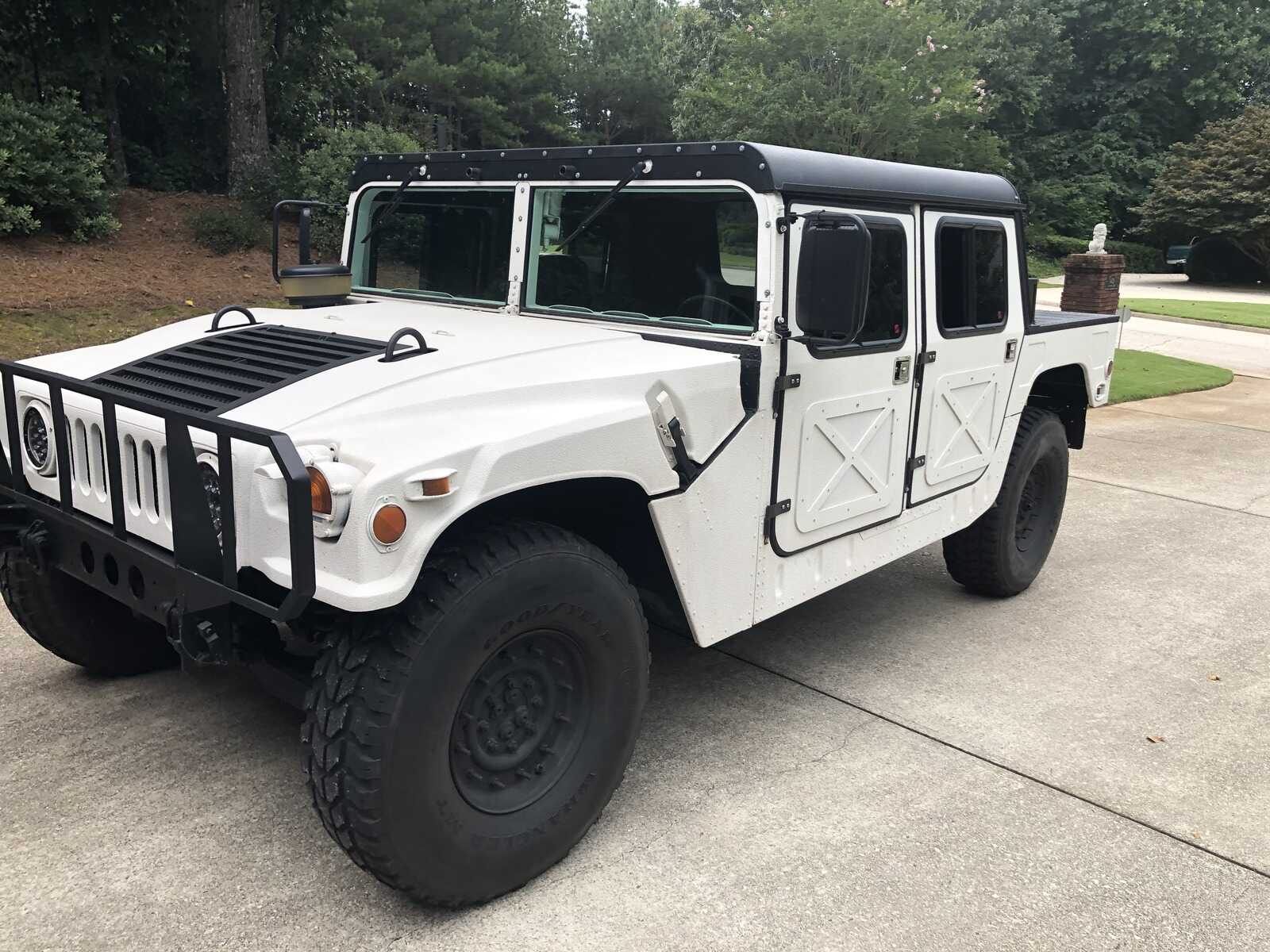 HUMMER H1