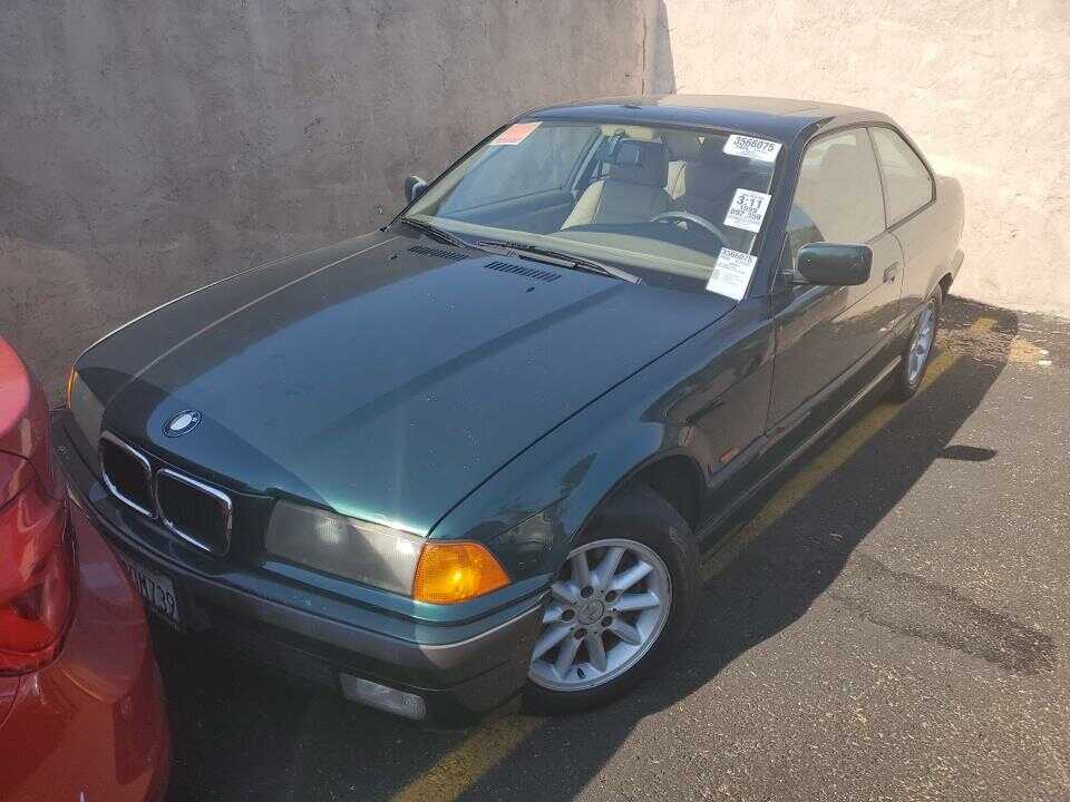 BMW 328iS