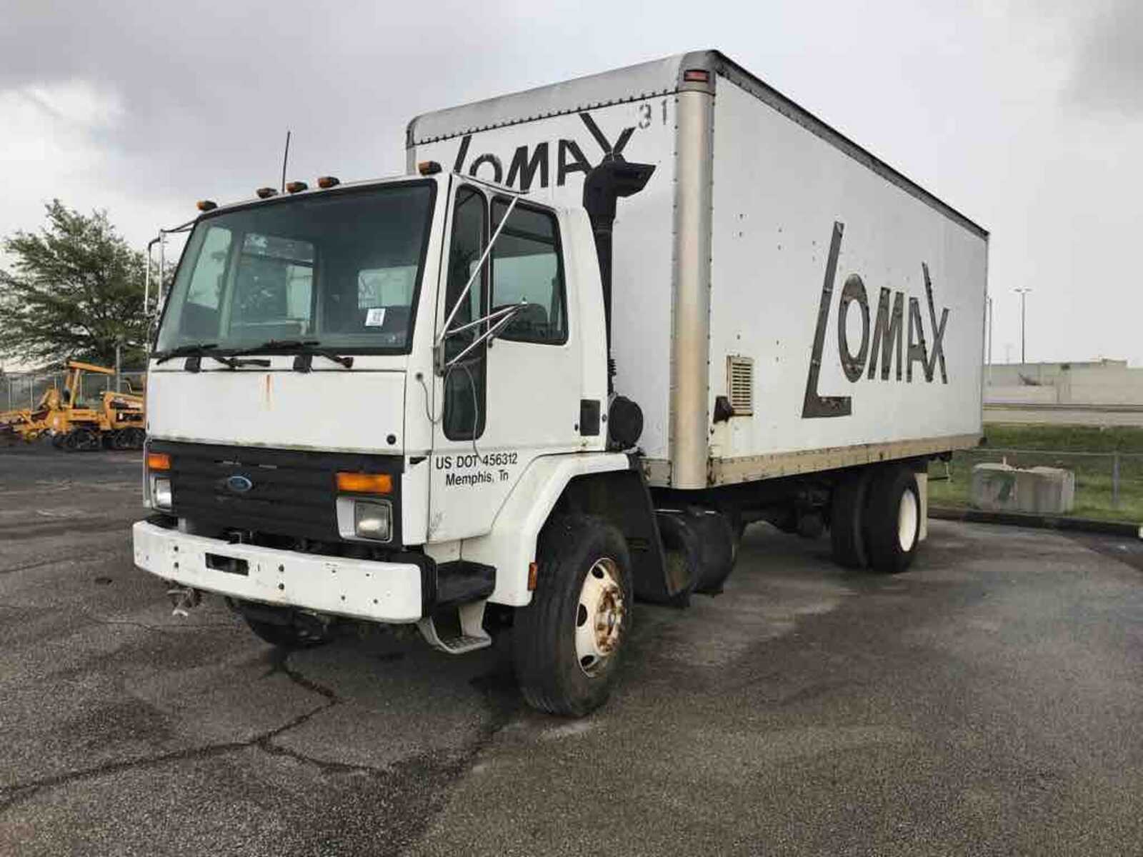 Ford CF8000