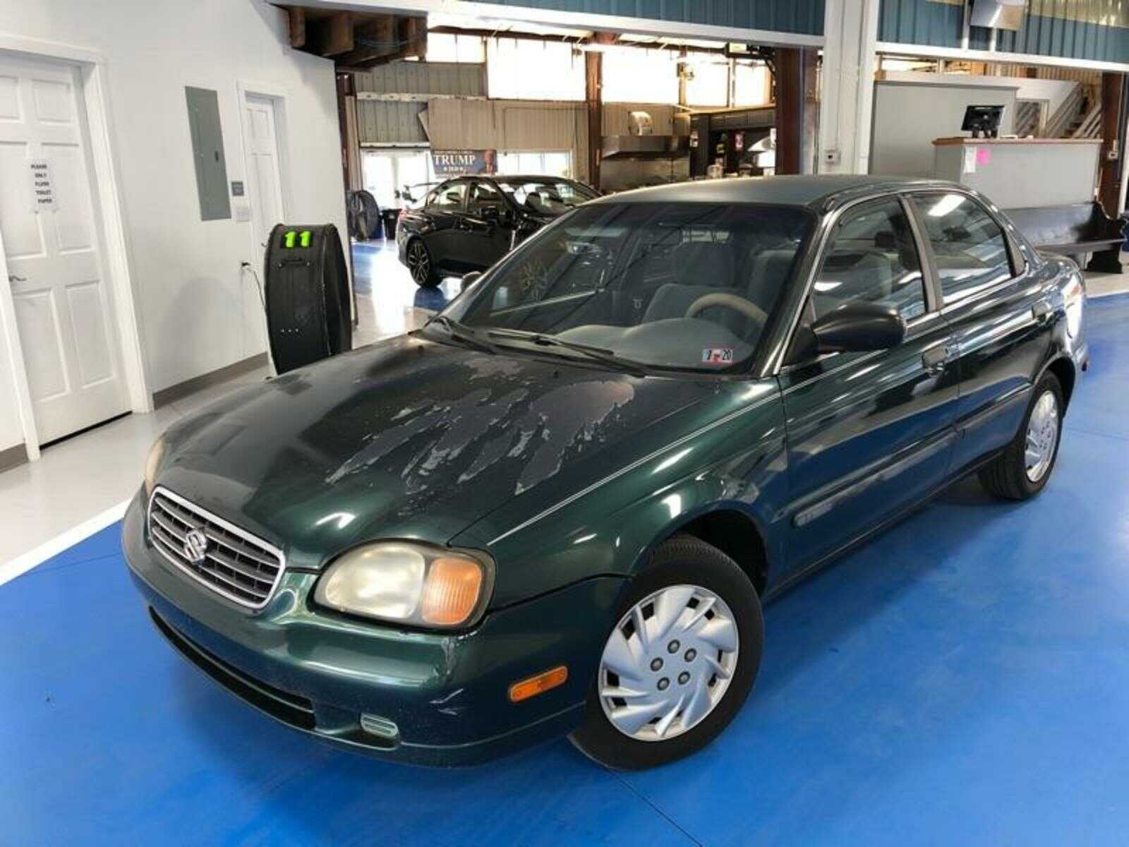 Suzuki Esteem