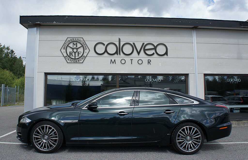 Jaguar XJ