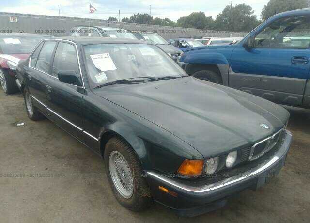 BMW 740i