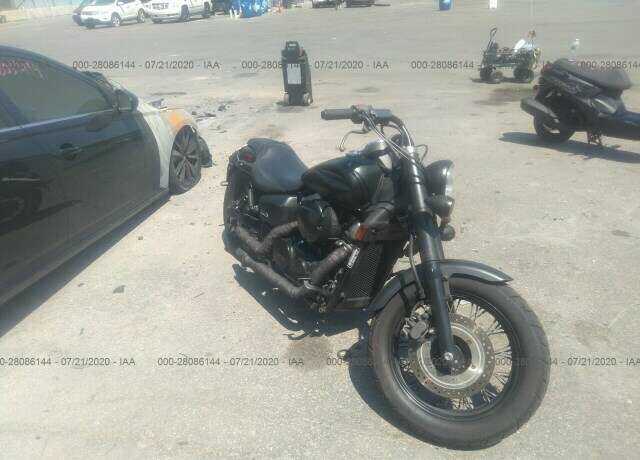 Honda VT750 (Shadow Phantom)