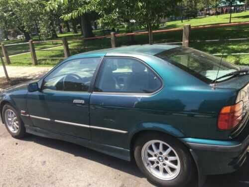 BMW 318ti