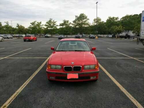 BMW 328iS