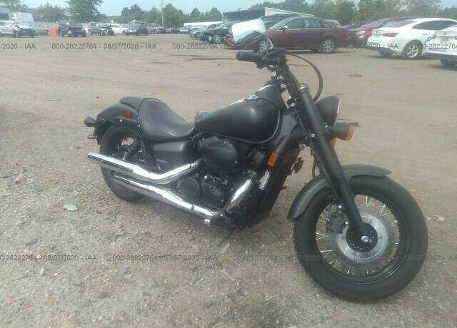 Honda VT750 (Shadow Phantom)