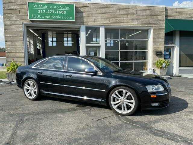 Audi S8