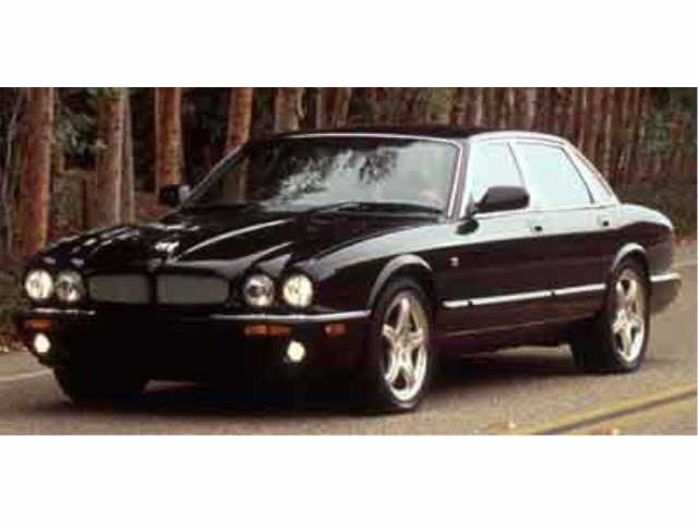 Jaguar XJR