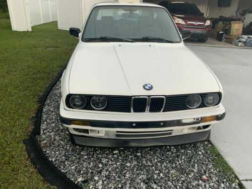 BMW 318iS