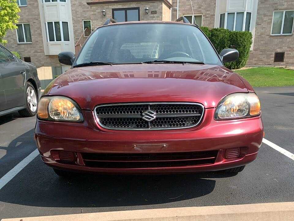 Suzuki Esteem