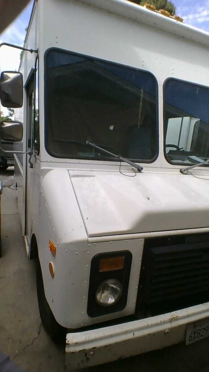 GMC P Truck Forward