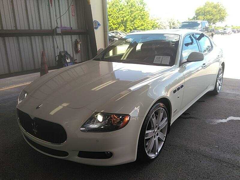 Maserati Quattroporte