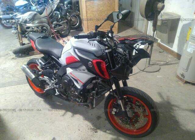 YAMAHA