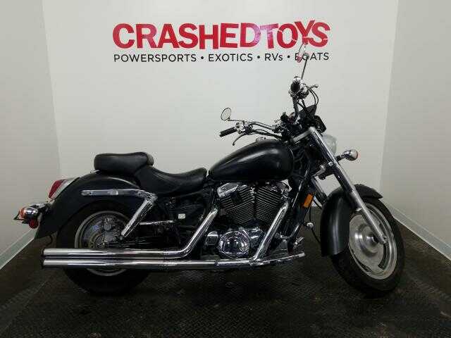 Honda VT1100C2 (SHADOW SABRE)