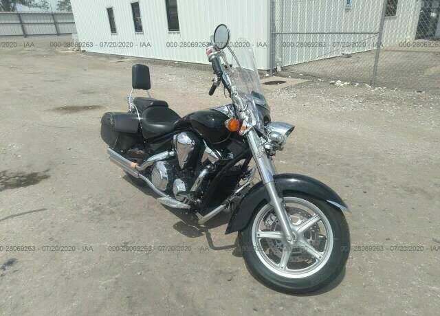 Honda VT1300 (Interstate)