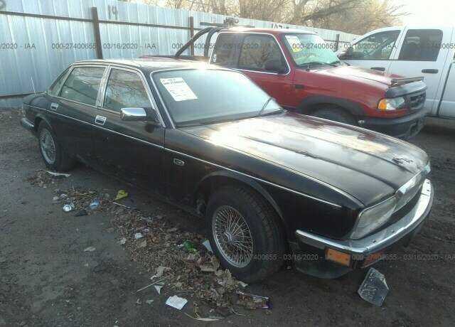 Jaguar XJ6