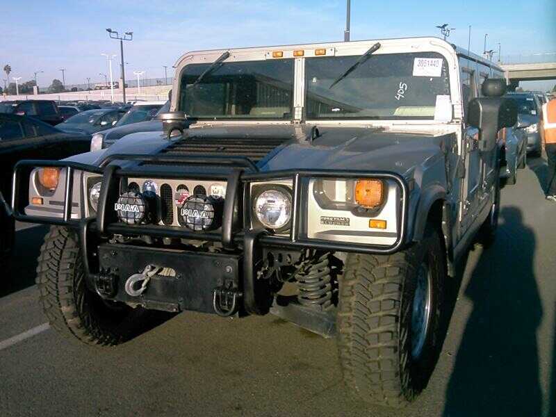 HUMMER H1