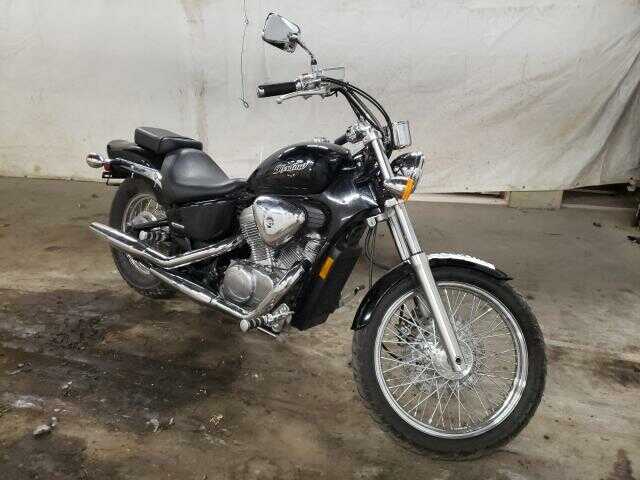 Honda VT600C (SHADOW VLX)